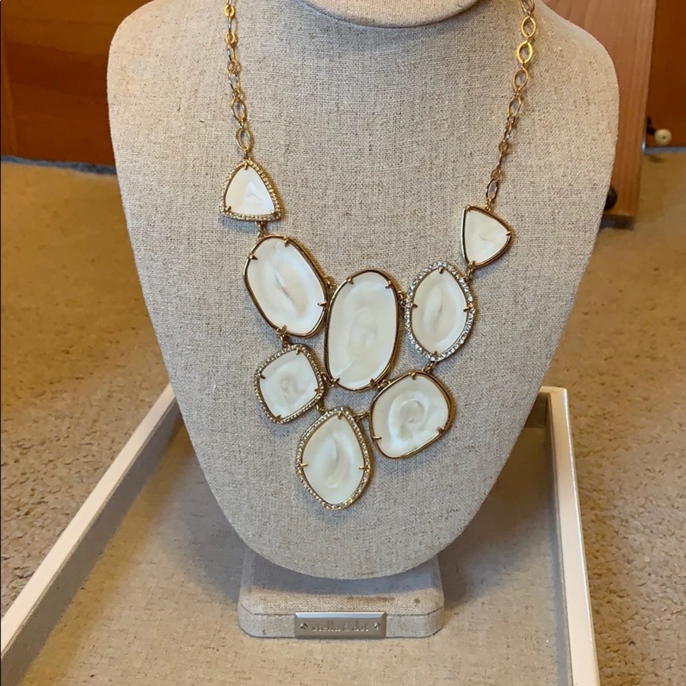 Stella & Dot Fiona Bib Necklace